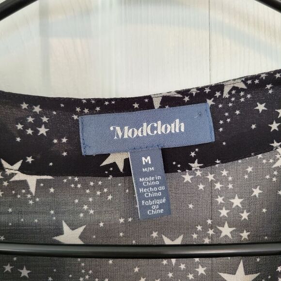 Modcloth No Time Like the Peasant Blouse in Black Stars Size Medium - Picture 3 of 4